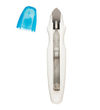 Control-Cric<sup>®</sup> Surgical Cricothyrotomy Kit